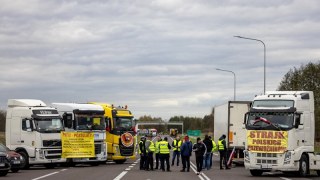 Сьогодні польські протестувальники перекриють рух авто та автобусів у трьох пунктах пропуску