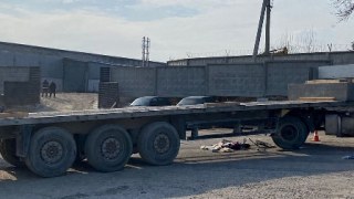 У Львові під колесами вантажівки загинув пішохід