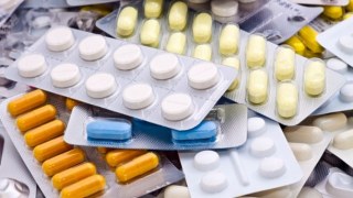 Порошенко підписав закон про держреєстрацію ліків