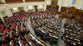 Порошенко не узгодив з лідерами фракцій Верховної Ради пропорційних списків
