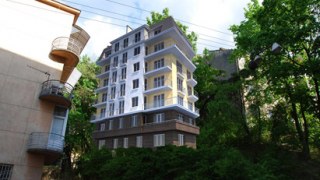 Мешканці вулиці Тарнавського у Львові вимагають від фірми Дубневича припинити будівельні роботи