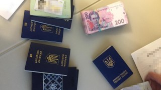 У Львівській митниці тривають обшуки через організацію схеми ввезення контрабанди