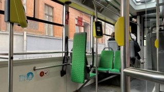 Менше третини львів'ян продовжують оплачувати готівкою проїзд у громадському транспорті
