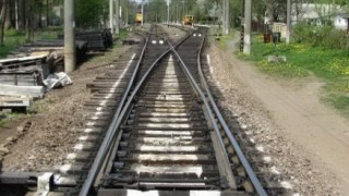 На Львівській залізниці локомотив переїхав 3-річну дитину