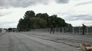Будівельники влаштували бар’єрне та перильне огородження на Скнилівському мосту