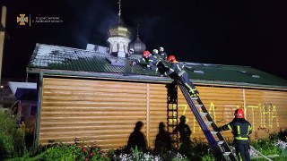 У Львові горіла дерев’яна церква УПЦ МП