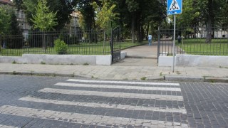 У Львові авто на пішохідному переході збило семирічну дитину