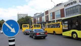 На дороги Львова вийшли 493 маршрутки