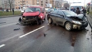 Троє осіб травмувалися внаслідок ДТП у Львові