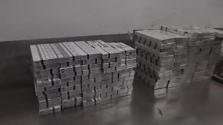 Львівські митники затримали контрабанду цигарок на 15 тисяч