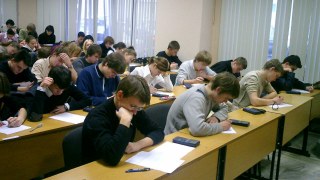 Для українських абітурієнтів планують запровадити тест на здібність