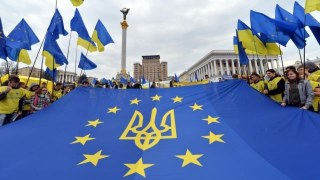 В опозиції склали люстраційний список ворогів Євромайдану