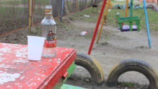 На Львівщині виявили підпільну базу фальсифікованого алкоголю
