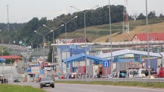 На кордоні з Польщею – черги на 94 авто