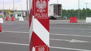 На кордоні з Польщею – черги на 150 авто