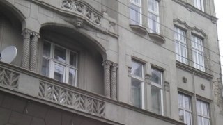 Двох львів'ян оштрафували за встановлення пластикових вікон у пам'ятках архітектури