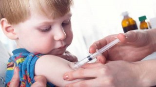 Богдан Хмельницький просить вакцинувати львівських дітей, – петиція до облради