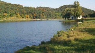 На Львівщині в річці потонув чоловік