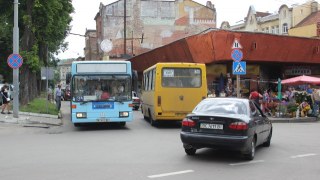 У Львові курсують 484 маршрутки, – міськрада