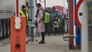 До Польщі за добу прибуло майже 20 тисяч біженців з України